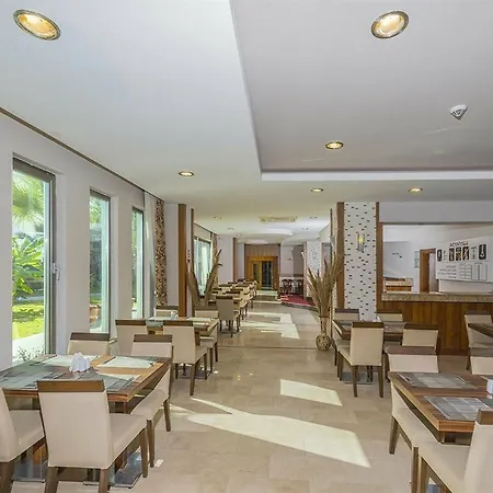Otel Loewe 3*